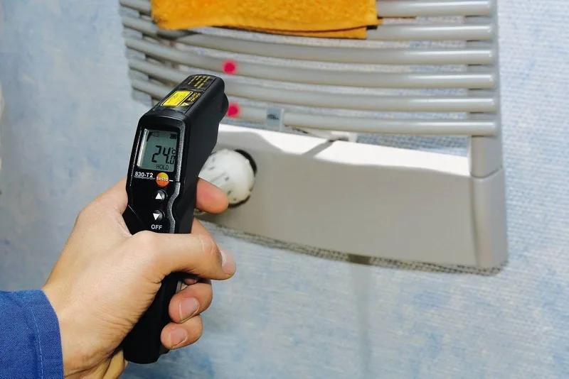 Termometro infrarossi testo 830-T2 doppio laser ottica 12:1